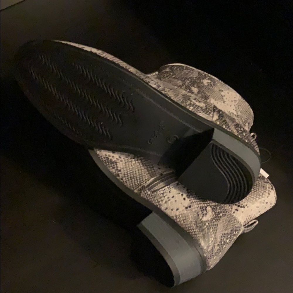 Girls Graciela Snake Print Western Ankle Boots - Picture 7 of 11